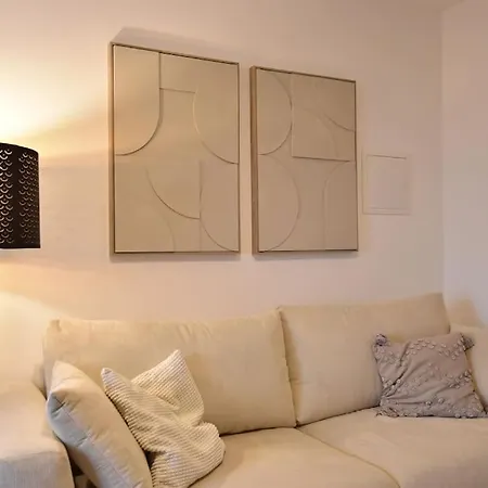 Cosy New In Calm Area Near شقة ميرانو