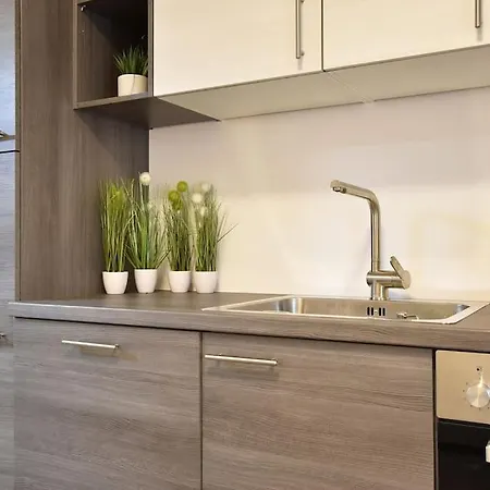 شقة Cosy New In Calm Area Near